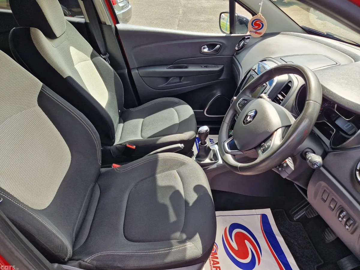 Renault Captur Hatchback, Diesel, 2019, Red