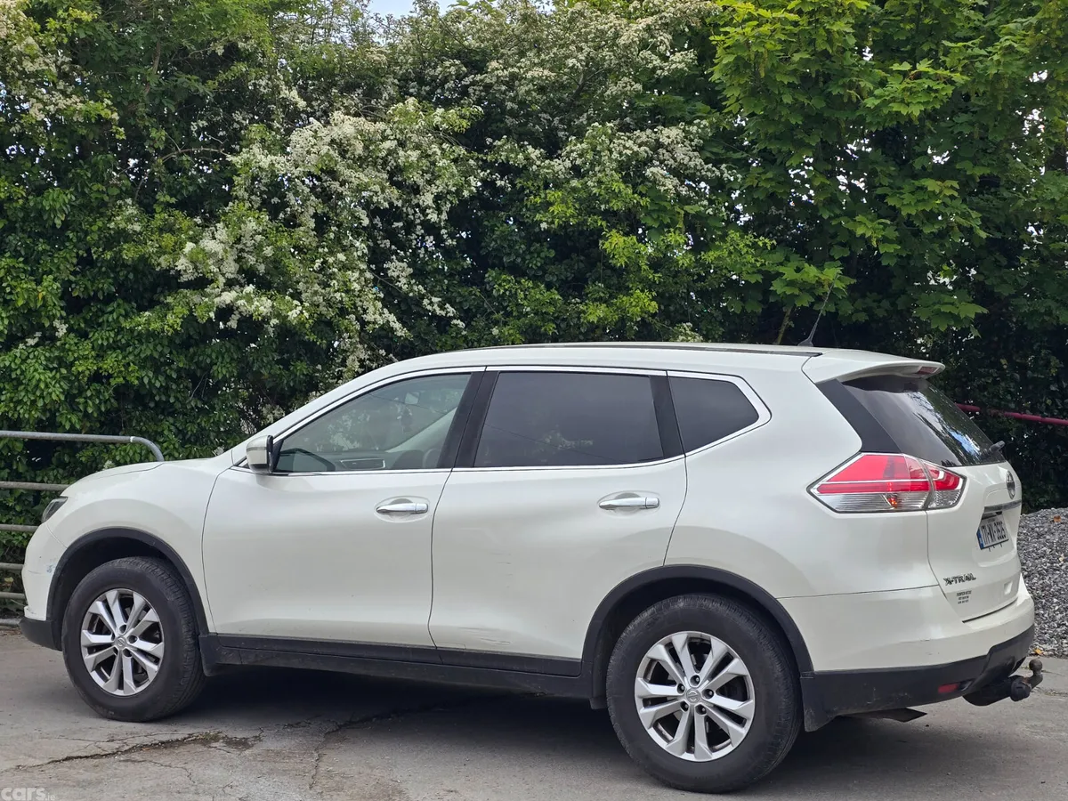 Nissan X-Trail SUV, Petrol, 2017, White