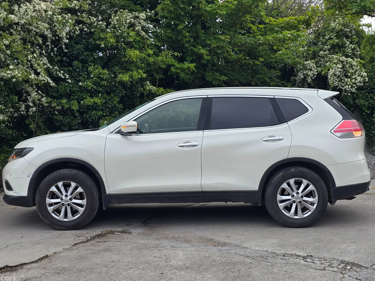 Nissan X-Trail SUV, Petrol, 2017, White