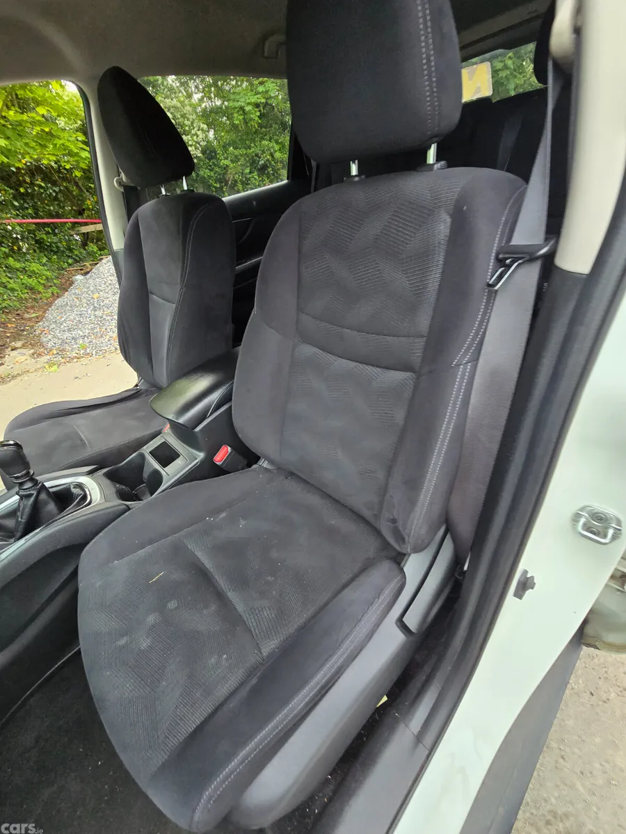 Nissan X-Trail SUV, Petrol, 2017, White