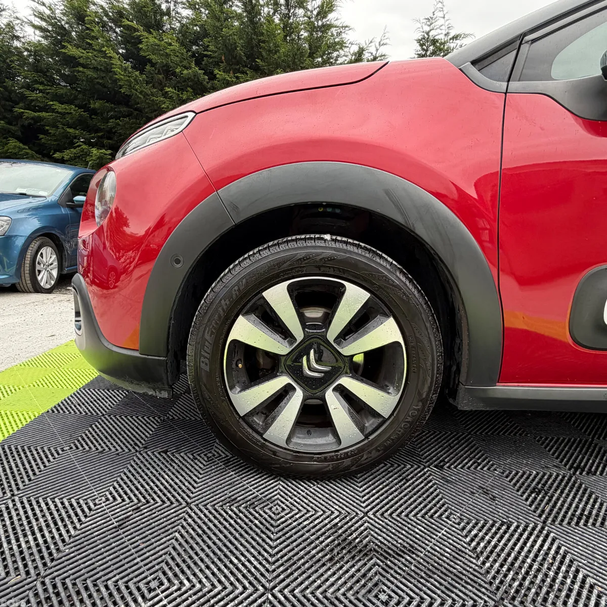 Citroen C3 Hatchback, Petrol, 2018, Red
