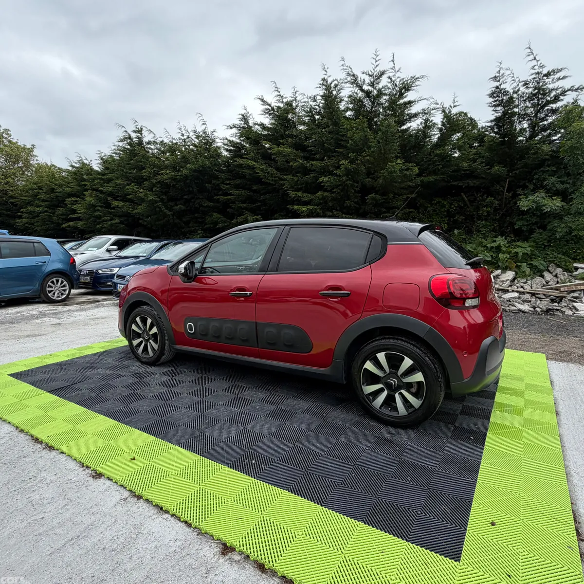 Citroen C3 Hatchback, Petrol, 2018, Red
