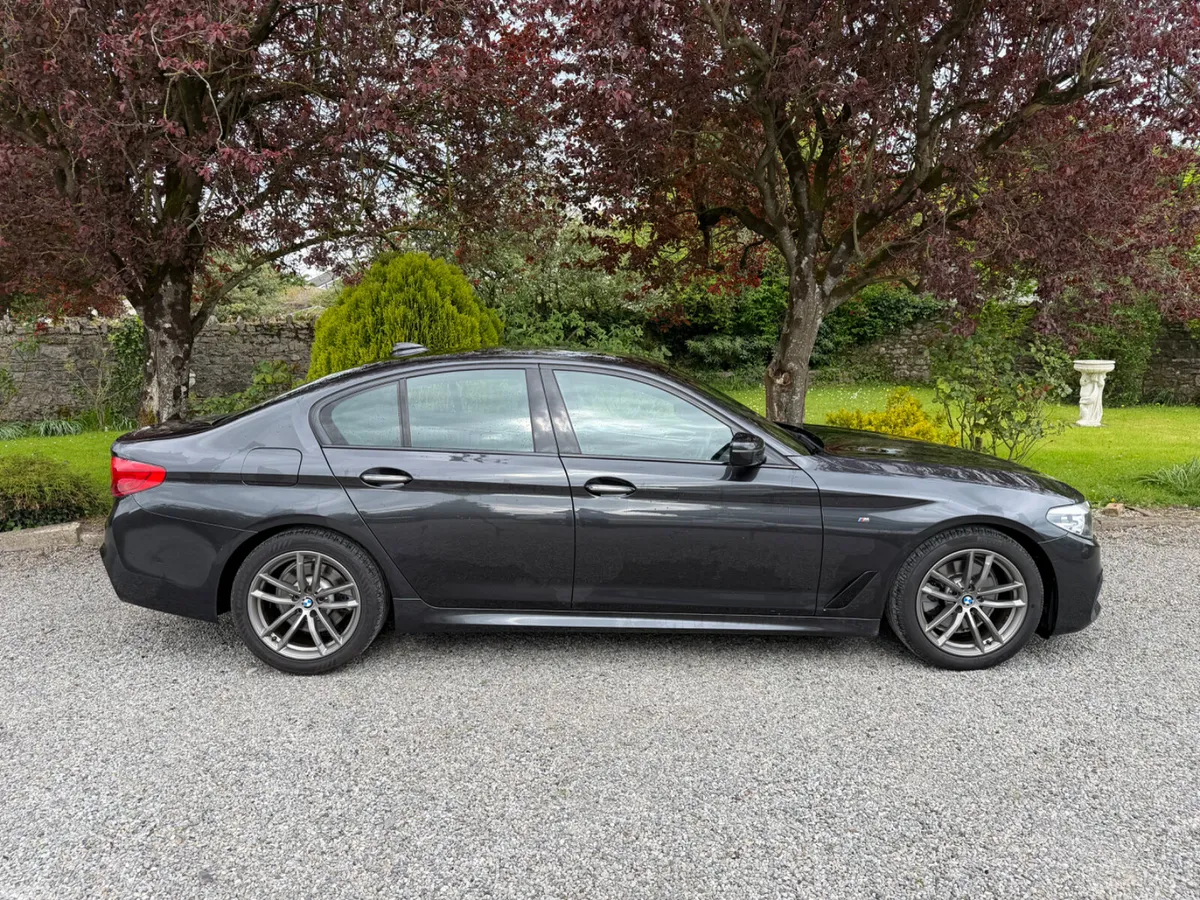BMW 5-Series Saloon, Diesel, 2018, Grey