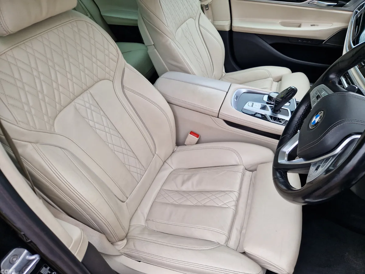 BMW 7-Series Saloon, Diesel, 2019, Grey