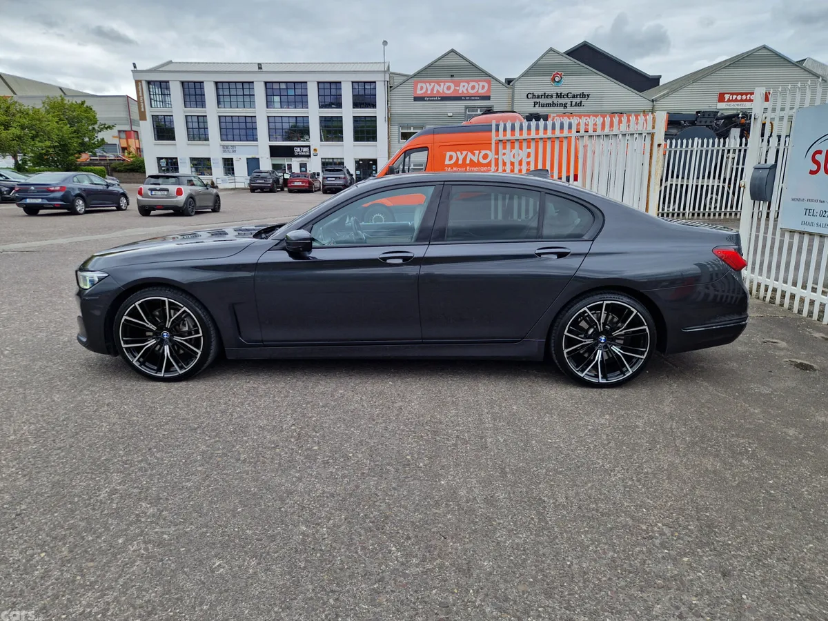 BMW 7-Series Saloon, Diesel, 2019, Grey