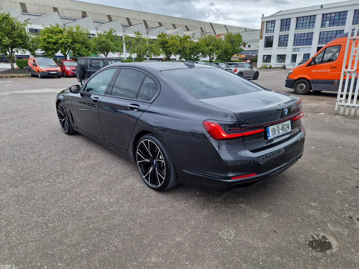 BMW 7-Series Saloon, Diesel, 2019, Grey