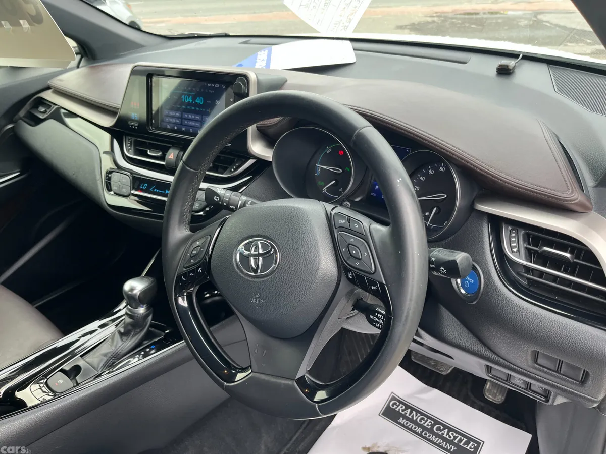 Toyota C-HR Hatchback, Petrol Hybrid, 2017, White