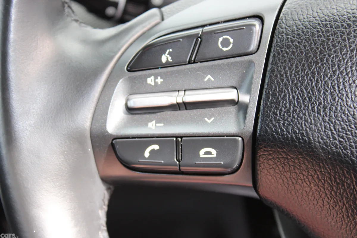 Hyundai KONA MPV, Diesel, 2019, White