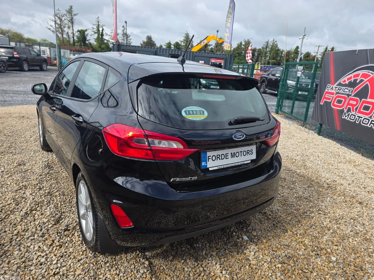 Ford Fiesta Hatchback, Petrol, 2018, Black
