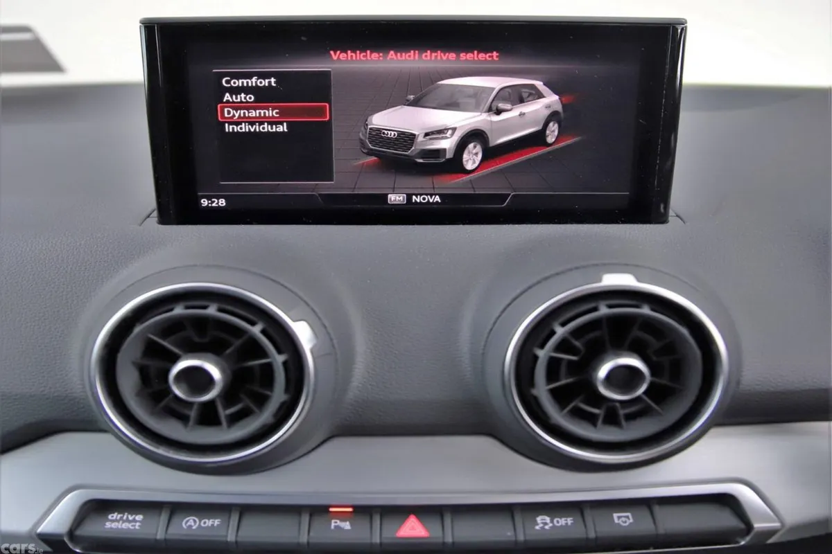 Audi Q2 SUV, Petrol, 2020, Red