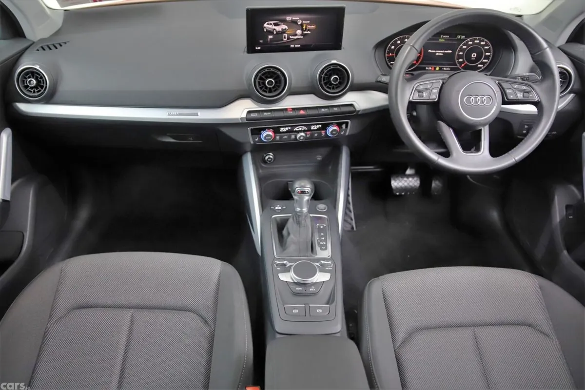 Audi Q2 SUV, Petrol, 2020, Red