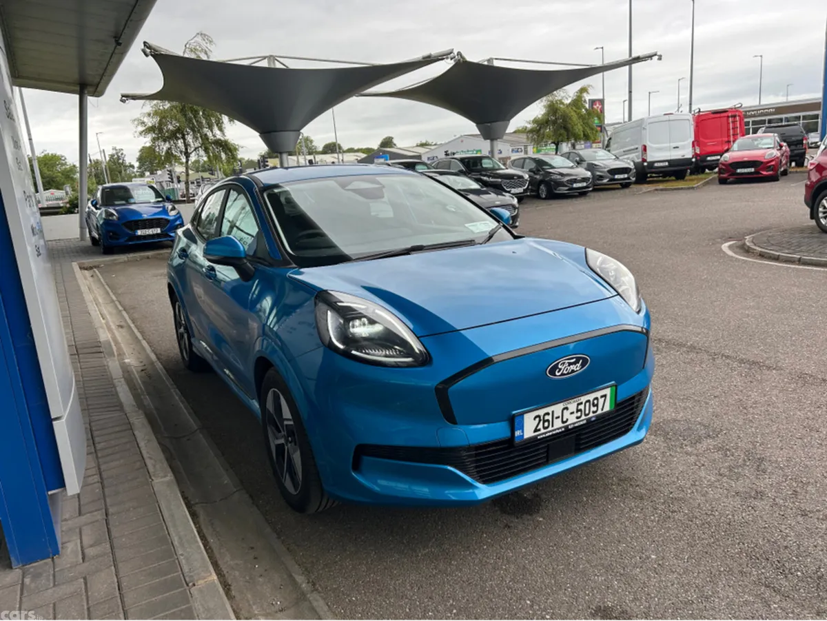 Ford Puma MPV, Electric, 2026, Blue