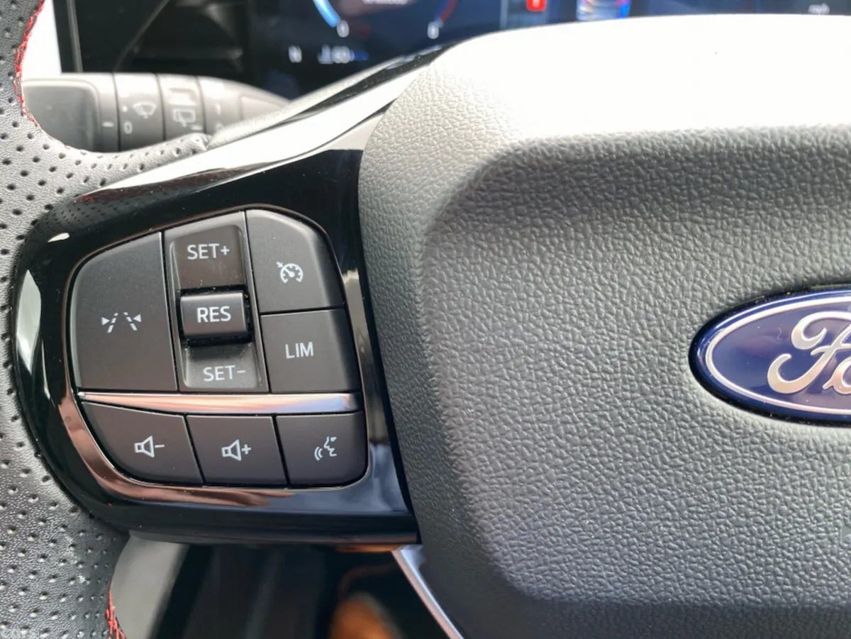 Ford Puma MPV, Petrol Hybrid, 2025, White