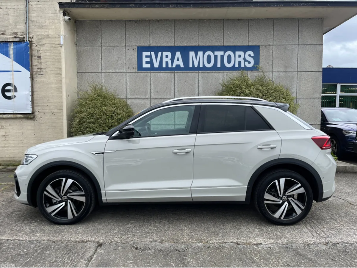 Volkswagen T-Roc SUV, Diesel, 2024, White