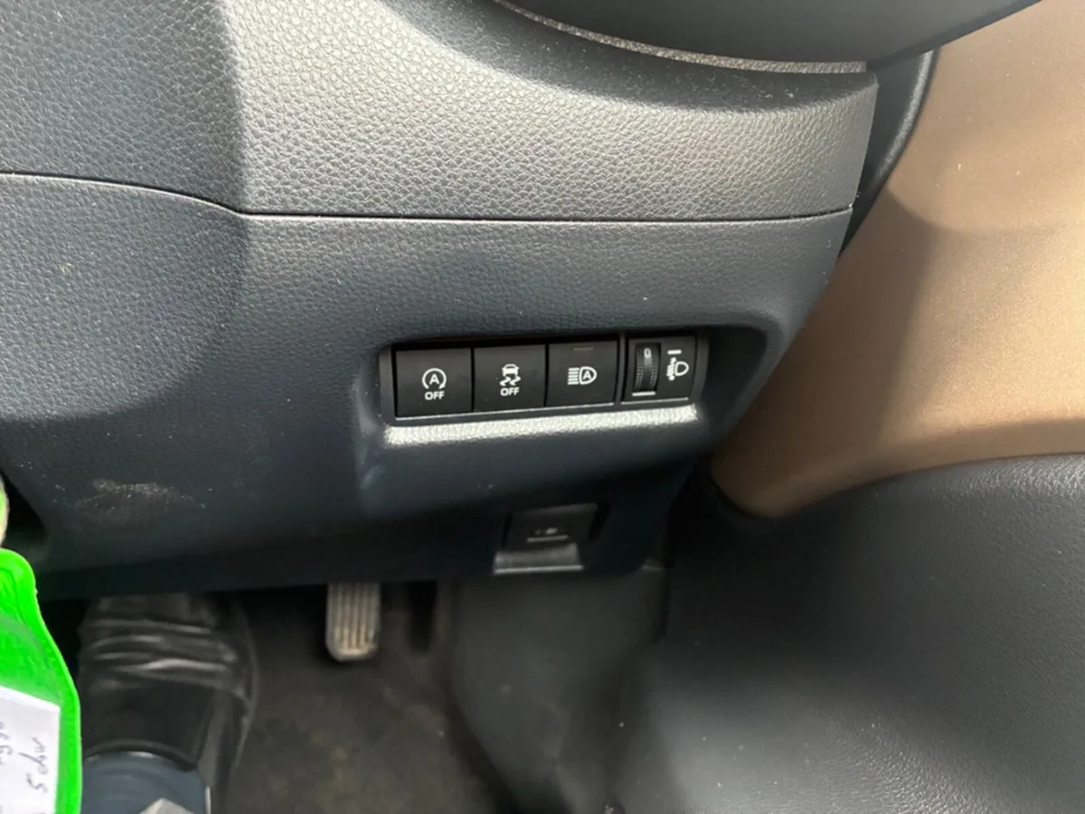 Toyota Aygo X Hatchback, Petrol, 2023, Brown