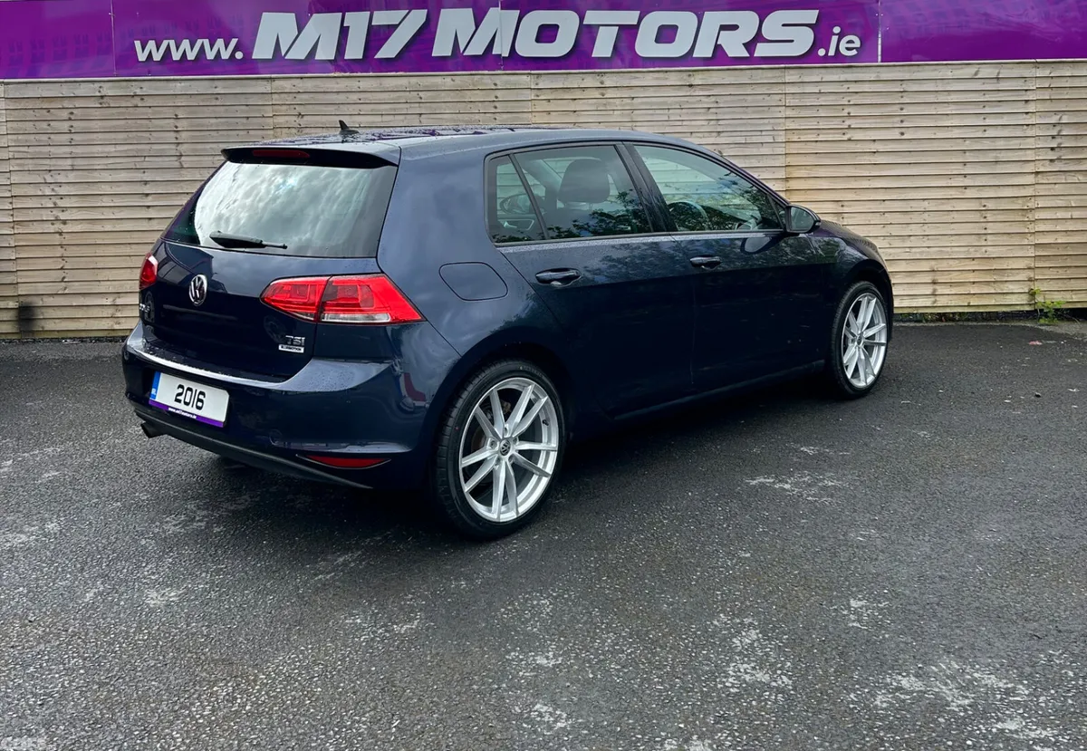 Volkswagen Golf Hatchback, Petrol, 2016, Blue