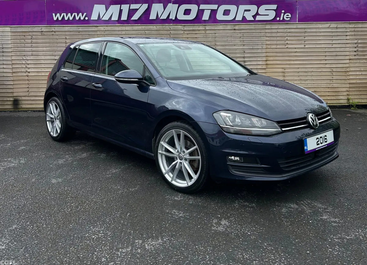 Volkswagen Golf Hatchback, Petrol, 2016, Blue