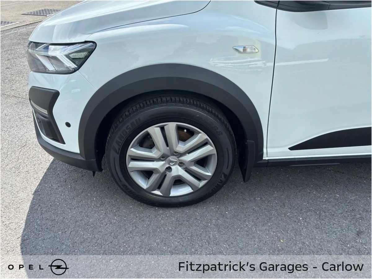 Dacia Jogger MPV, Petrol, 2022, White