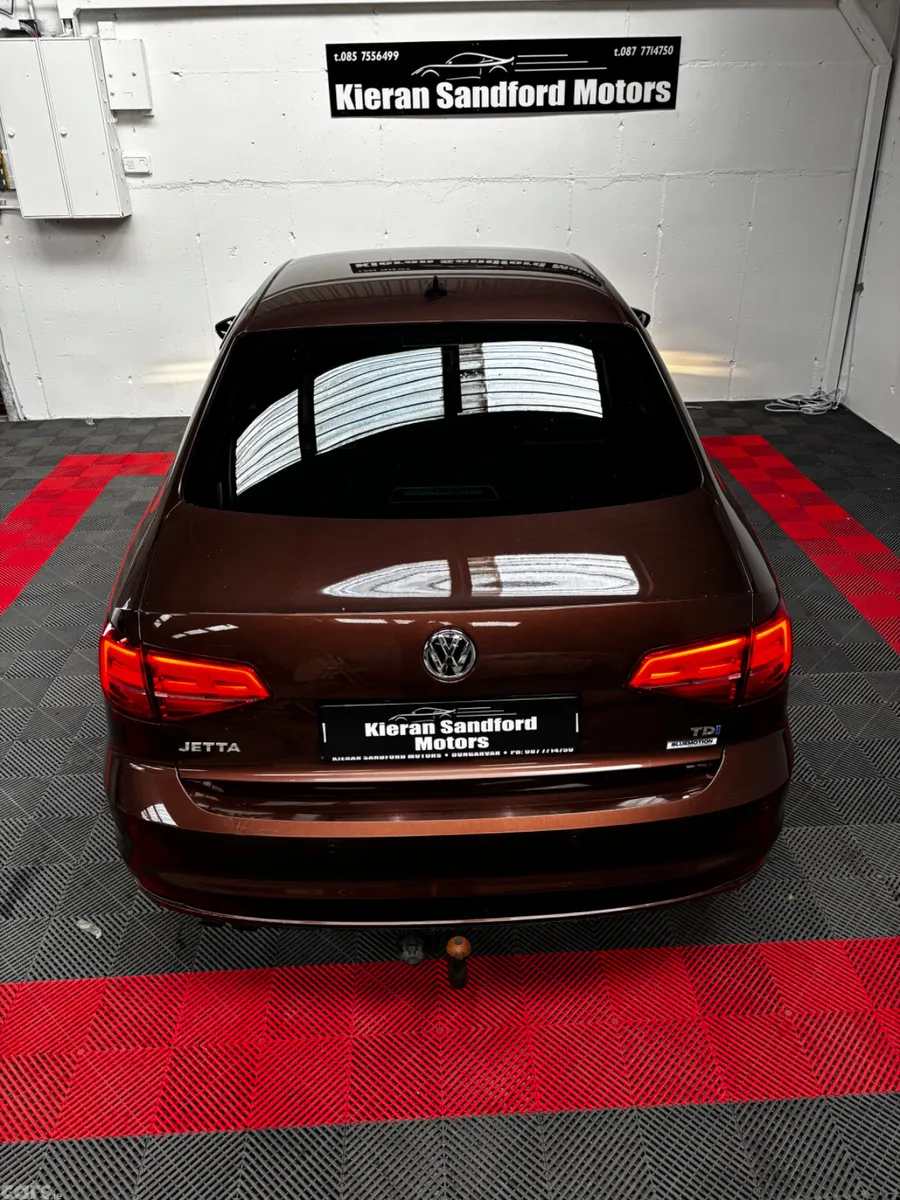 Volkswagen Jetta Saloon, Diesel, 2017, Brown