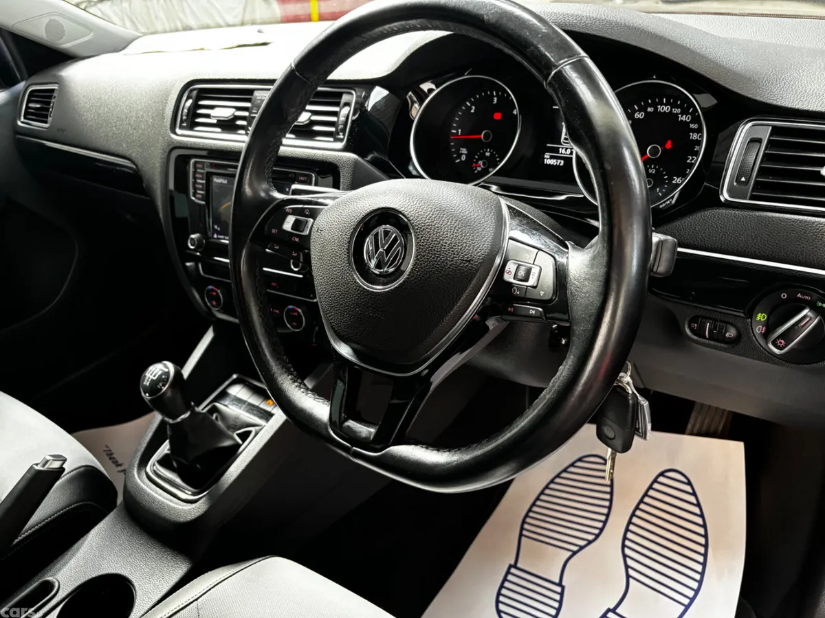 Volkswagen Jetta Saloon, Diesel, 2017, Brown
