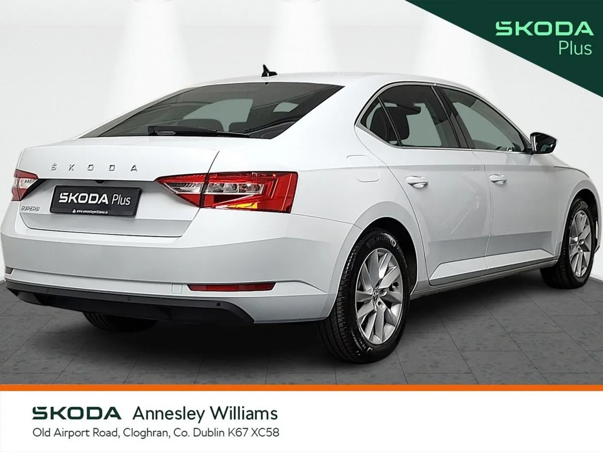 Skoda Superb Saloon, Diesel, 2024, White