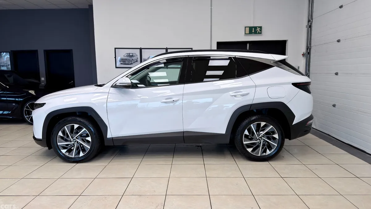 Hyundai Tucson SUV, Diesel, 2023, White
