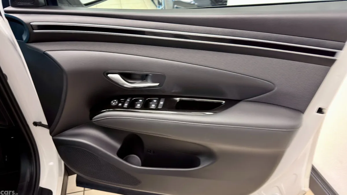 Hyundai Tucson SUV, Diesel, 2023, White