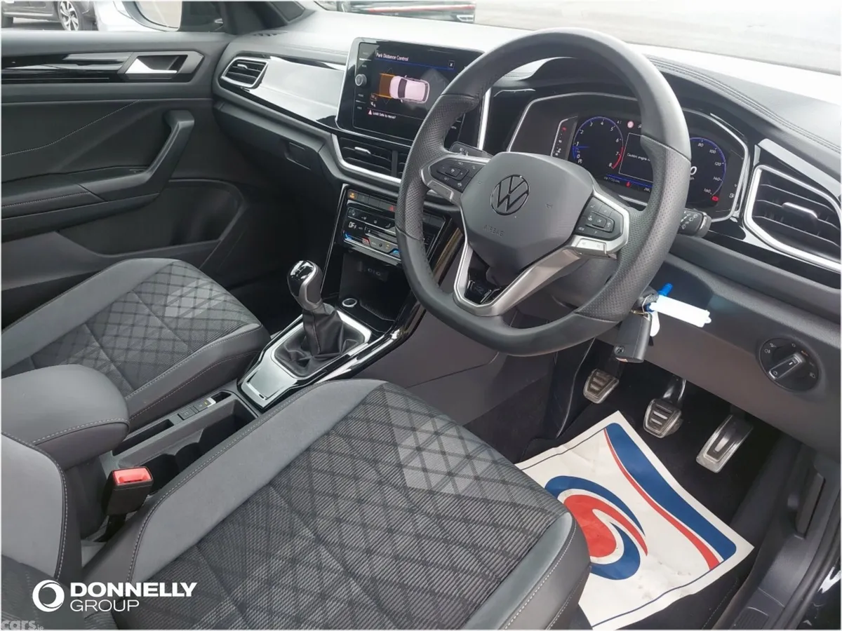 Volkswagen T-Roc Hatchback, Petrol, 2025, Black