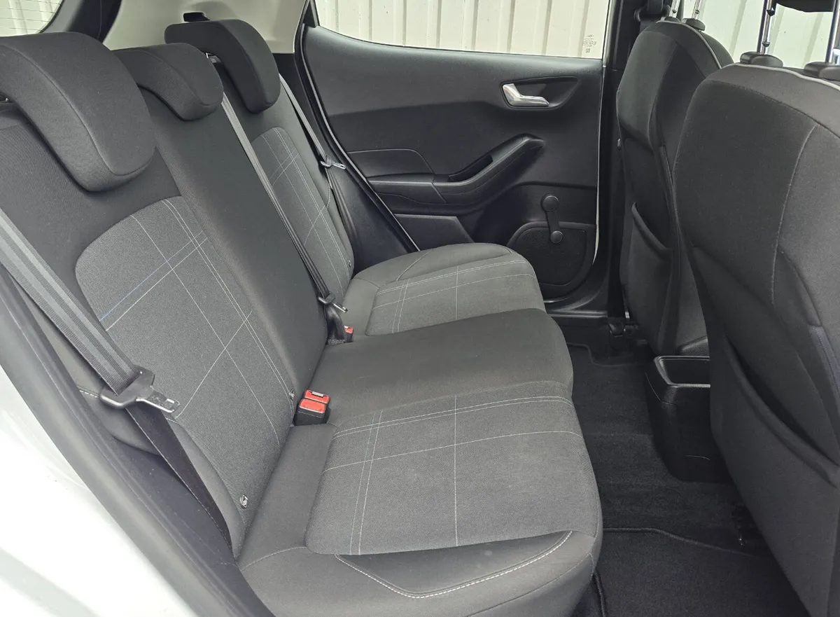 Ford Fiesta Hatchback, Petrol, 2018, White