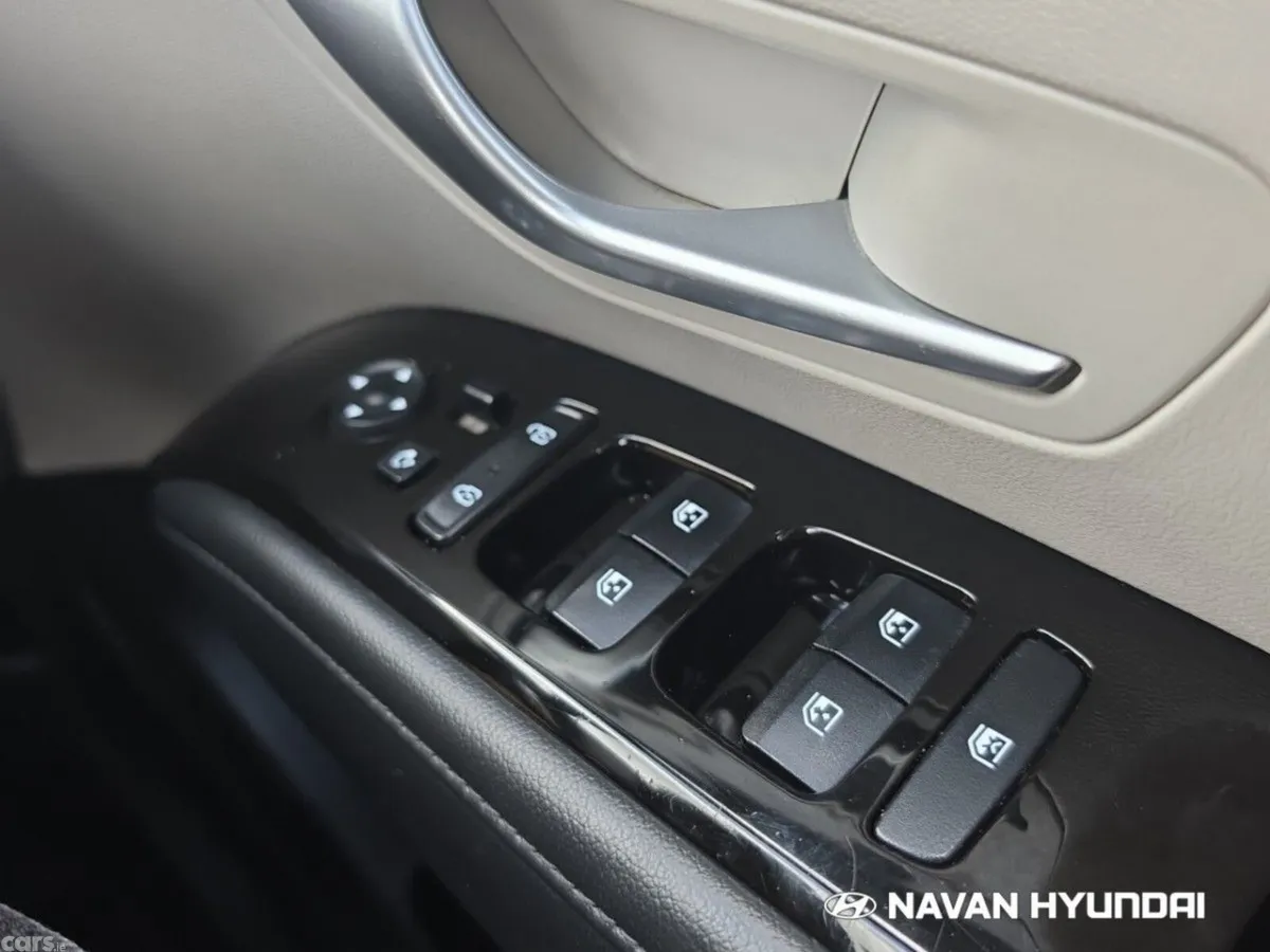 Hyundai Tucson SUV, Diesel, 2023, Red