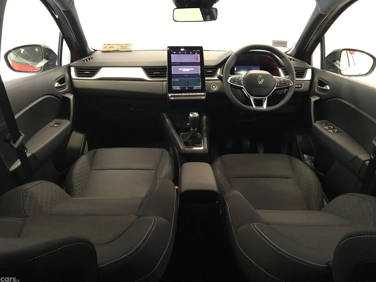 Renault Captur Hatchback, Petrol, 2026, Red