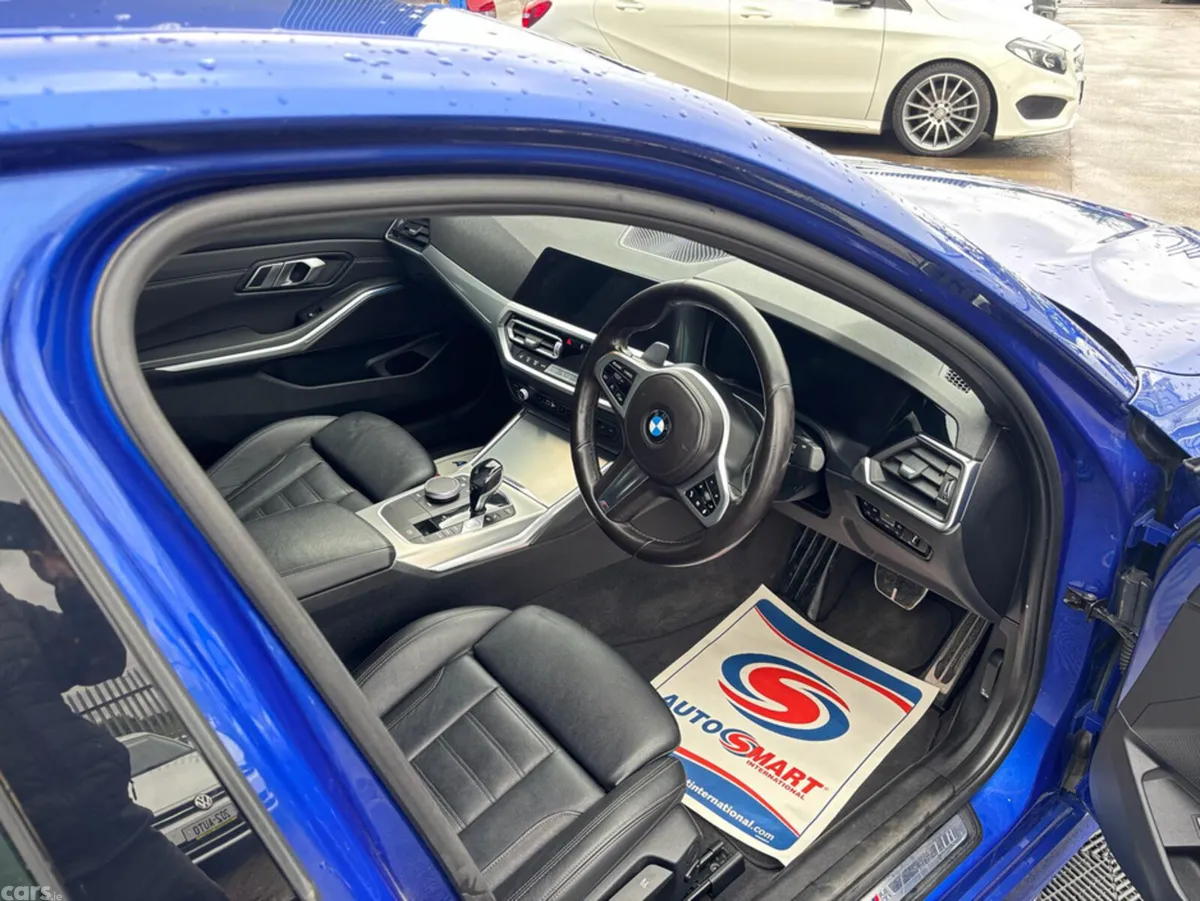 BMW 3-Series Saloon, Petrol Hybrid, 2021, Blue