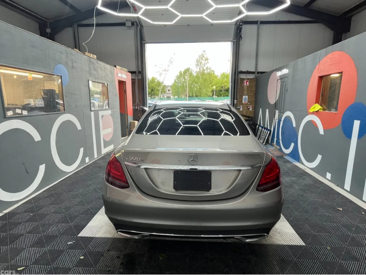 Mercedes-Benz C-Class Saloon, Diesel, 2018, Gold