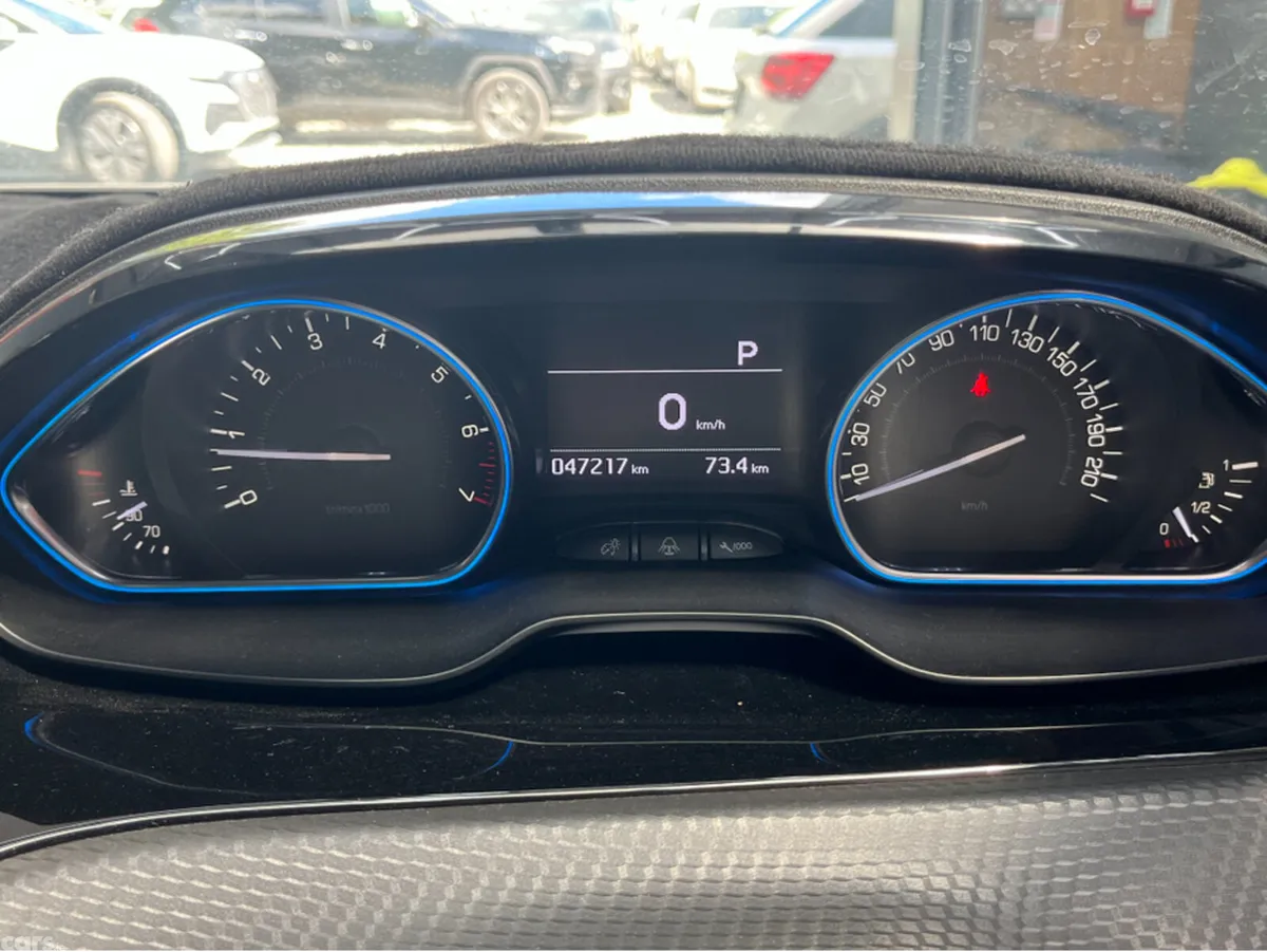 Peugeot 2008 SUV, Petrol, 2019, White