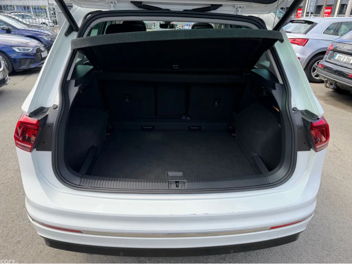 Volkswagen Tiguan SUV, Diesel, 2018, White