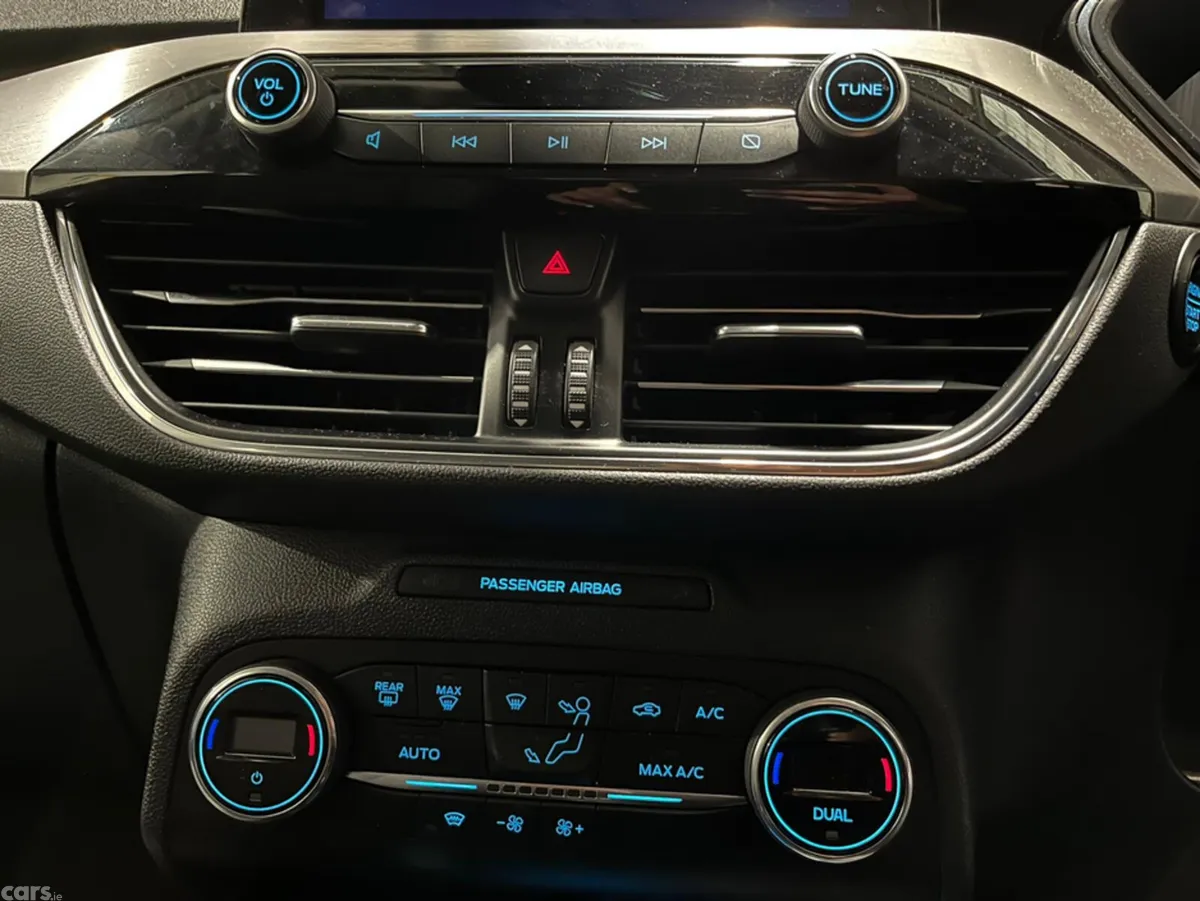 Ford Kuga MPV, Diesel, 2021, Blue