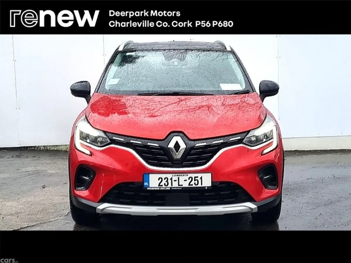 Renault Captur Hatchback, Petrol, 2023, Red