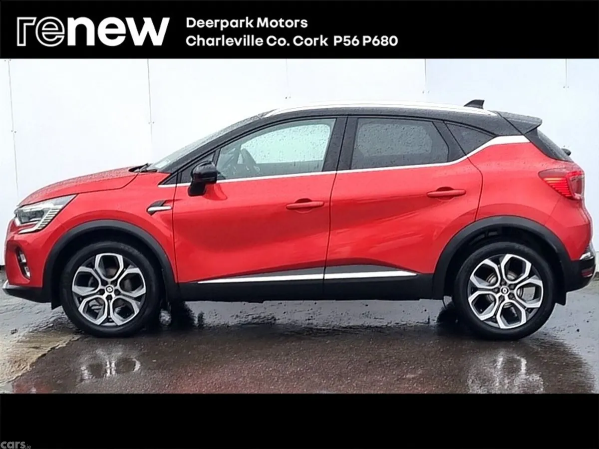 Renault Captur Hatchback, Petrol, 2023, Red
