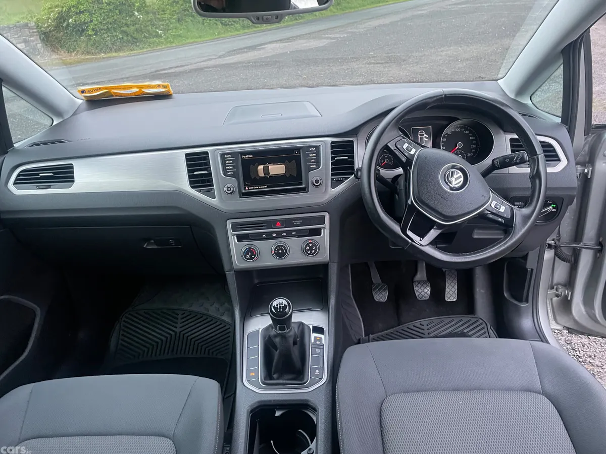 Volkswagen Golf Estate, Diesel, 2016, Silver
