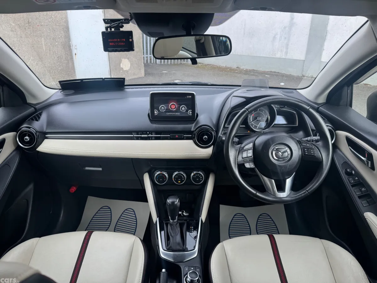 Mazda Demio Hatchback, Diesel, 2015, Blue