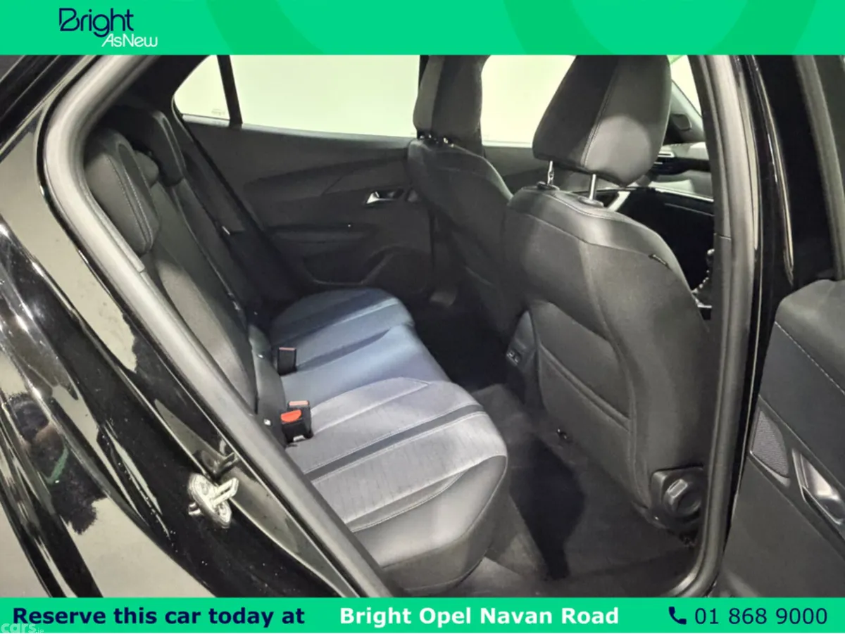 Peugeot 2008 MPV, Petrol, 2023, Black