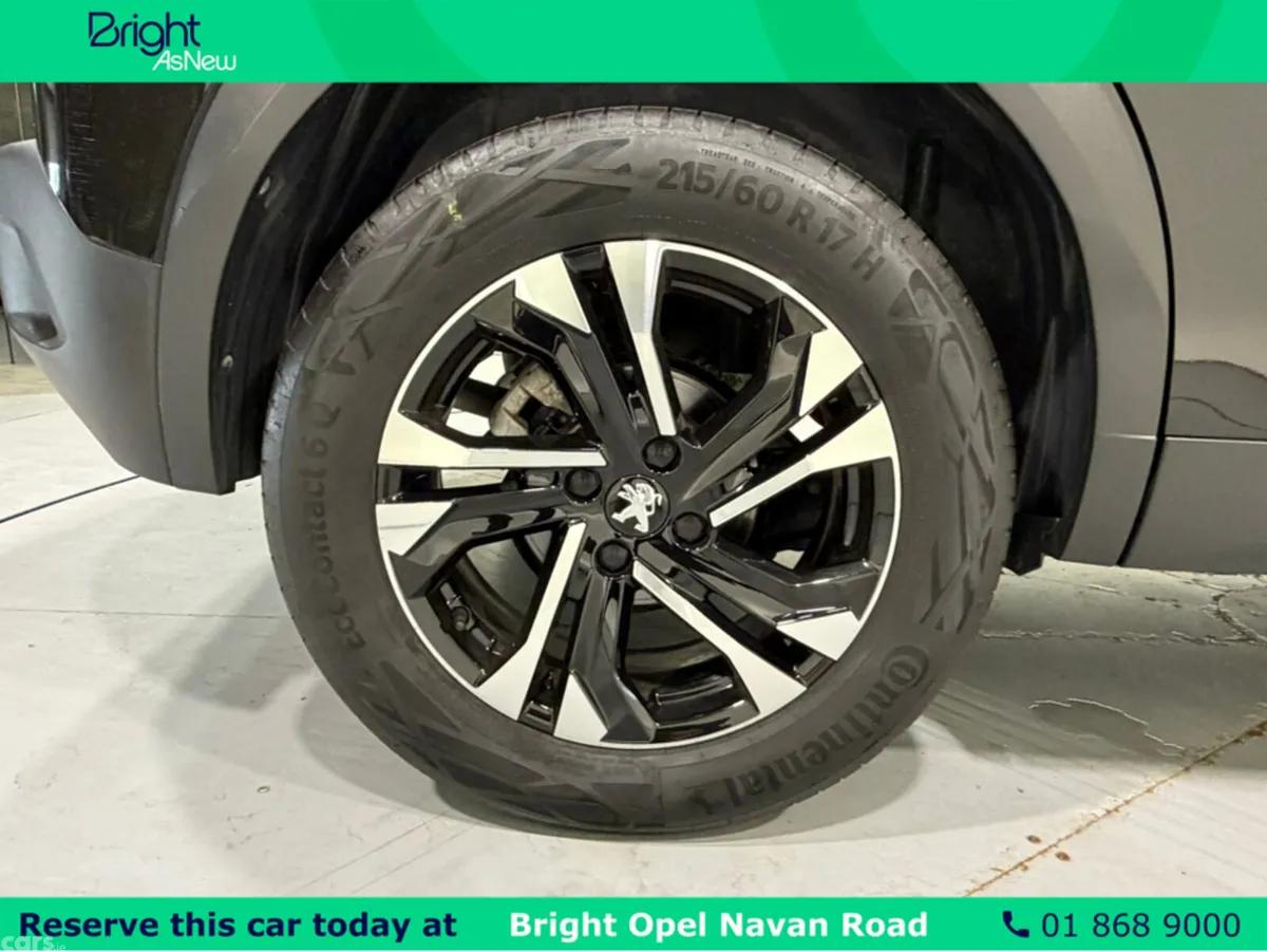 Peugeot 2008 MPV, Petrol, 2023, Black