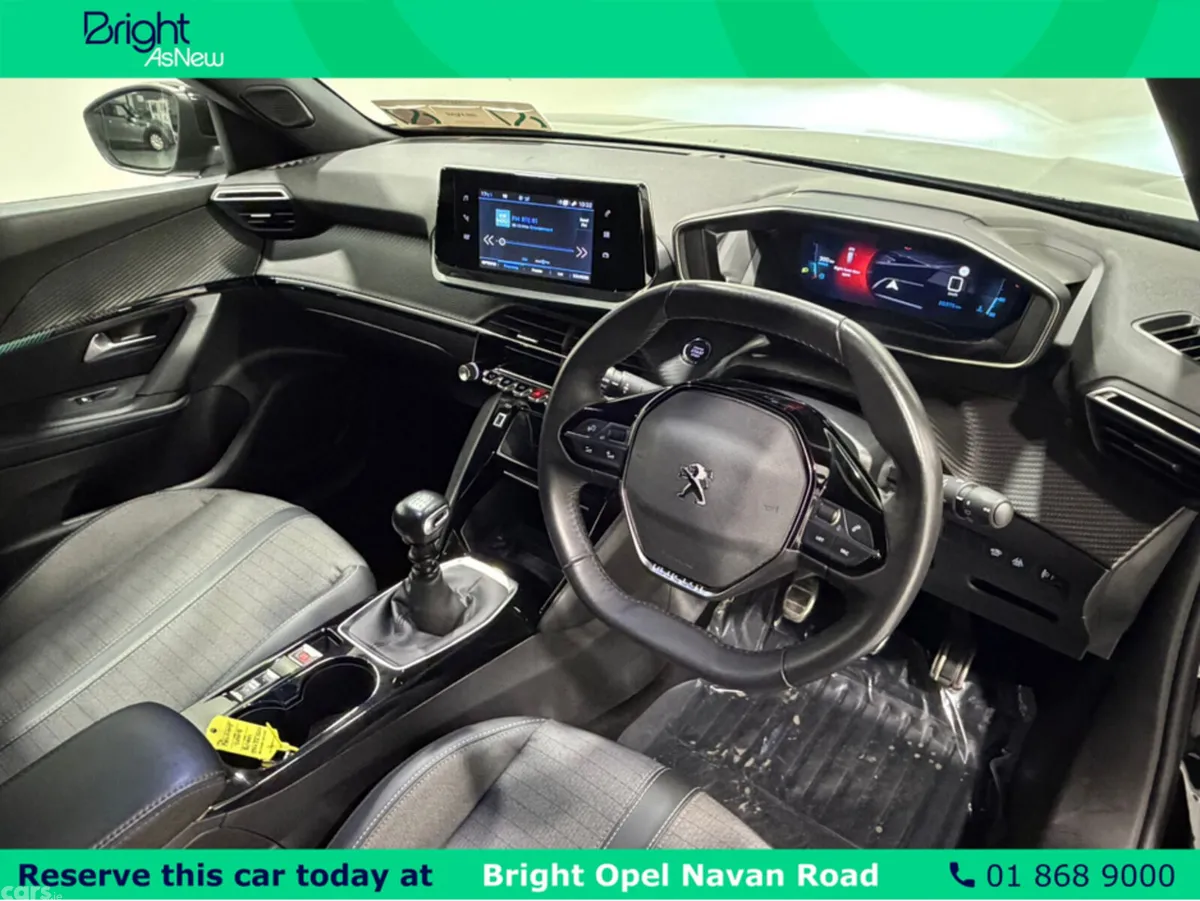 Peugeot 2008 MPV, Petrol, 2023, Black