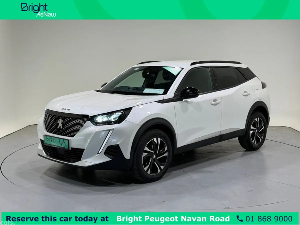Peugeot 2008 MPV, Petrol, 2023, White