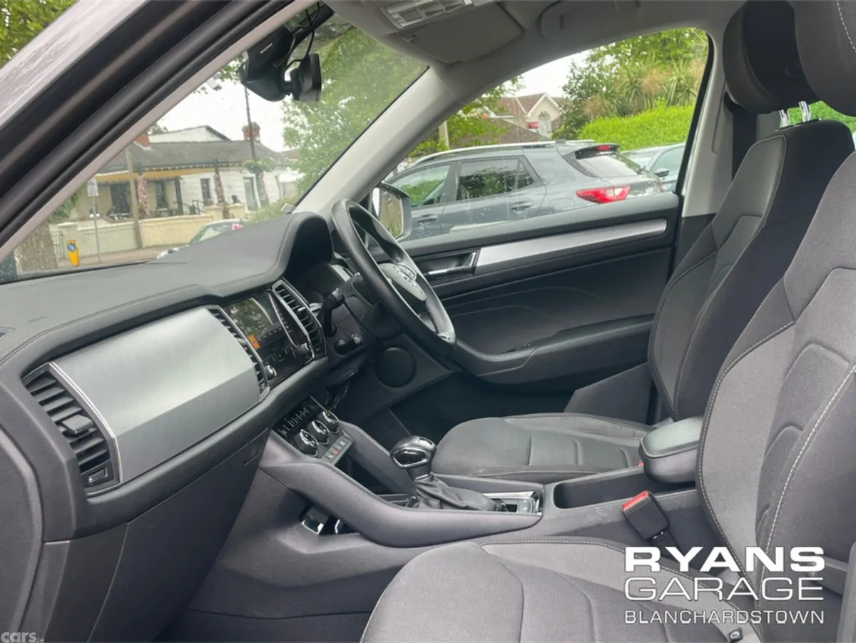 Skoda Kodiaq Estate, Diesel, 2022, Grey