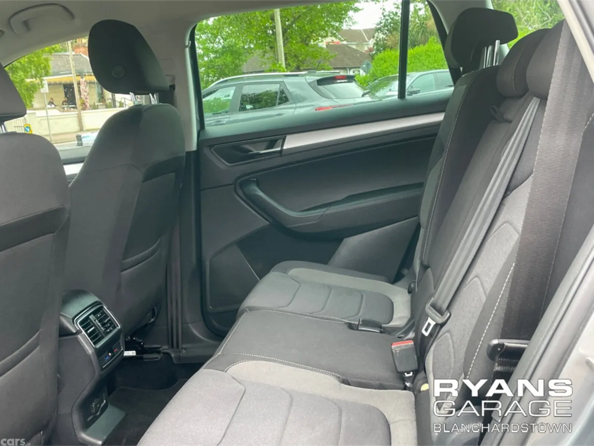 Skoda Kodiaq Estate, Diesel, 2022, Grey