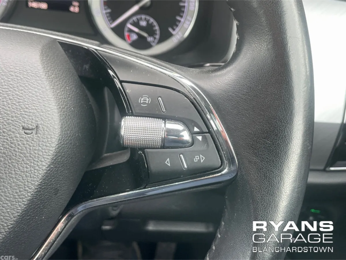 Skoda Kodiaq Estate, Diesel, 2022, Grey