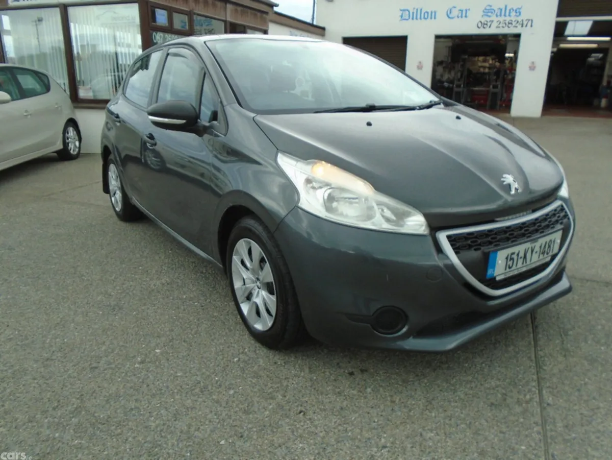 Peugeot 208 Hatchback, Diesel, 2015, Grey