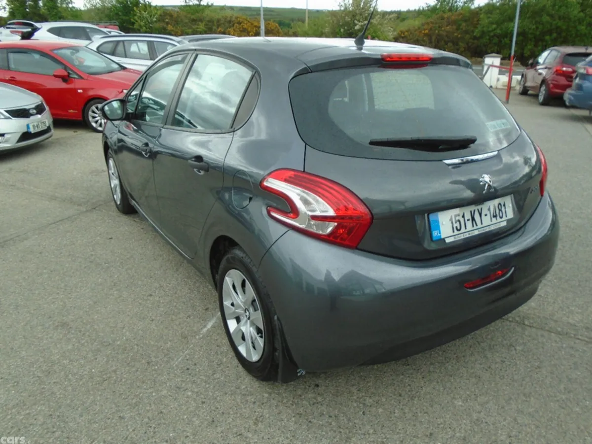 Peugeot 208 Hatchback, Diesel, 2015, Grey