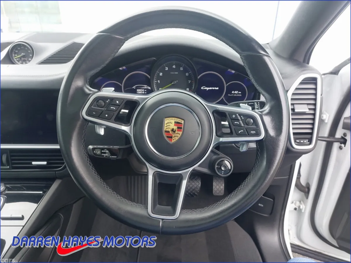 Porsche Cayenne SUV, Petrol Plug-in Hybrid, 2021, White